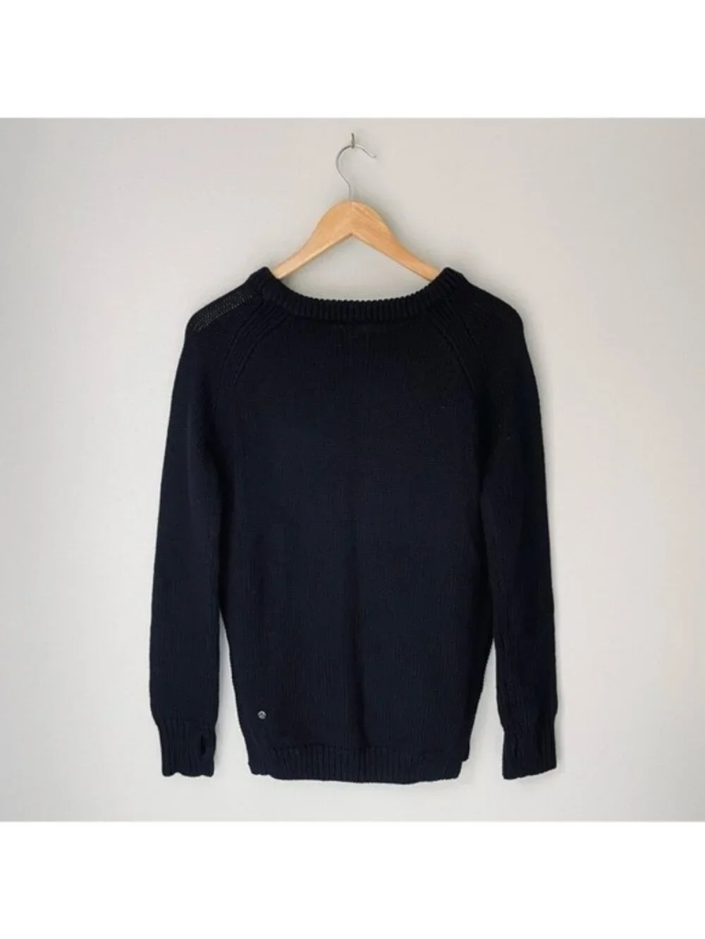 LULULEMON Women’s Black Knit Sweater Side Vented Crewneck D10
